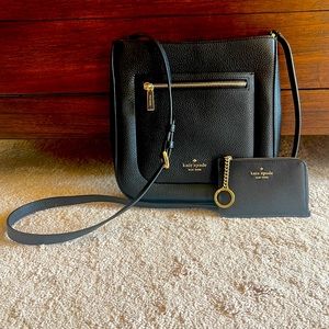 Kate Spade cross body bag & mini wallet. Gently used. Size H-9.5” L-9.5” W-2”